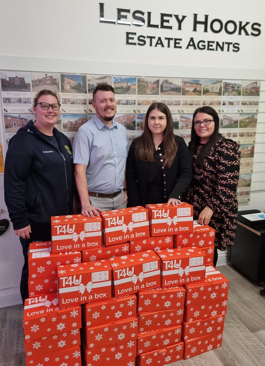 Shoebox Appeal
"Collecting over 50 Shoeboxes for the shoebox appeal, these will be distributed to children and families facing difficult circumstances on a global scale." #Lesleyhooksestateagents #teams4ucharity