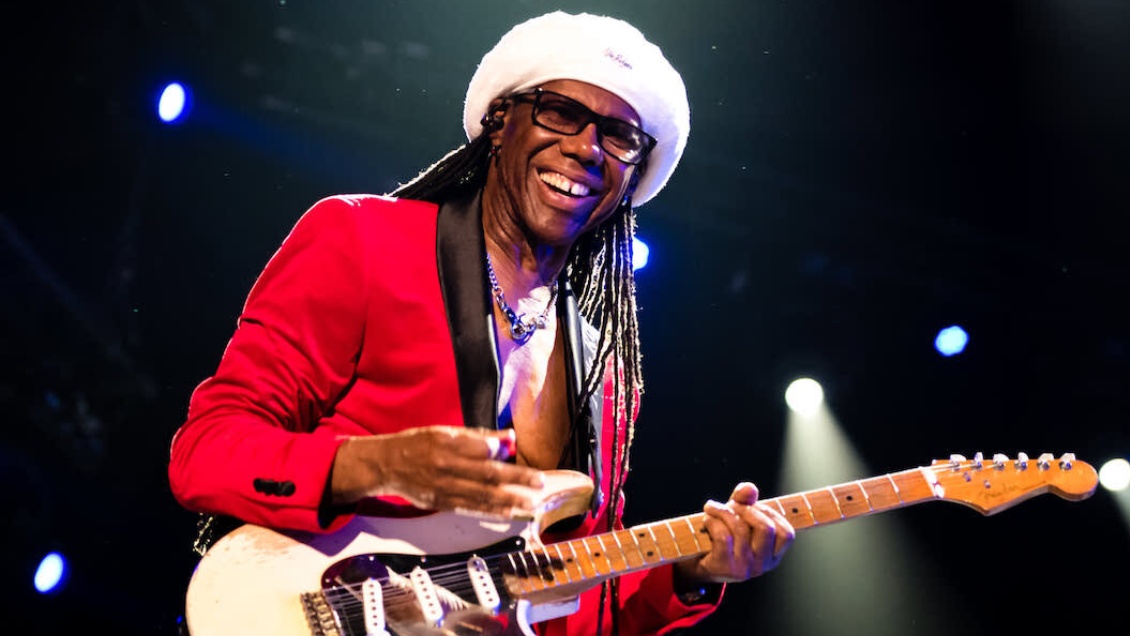 Cooperativa's tweet photo. Nile Rodgers y Chic anuncian su debut en Chile: Fecha y recinto confirmados #CooperativaContigo 
https://t.co/prlgdUR04i https://t.co/8gVhzKycEp