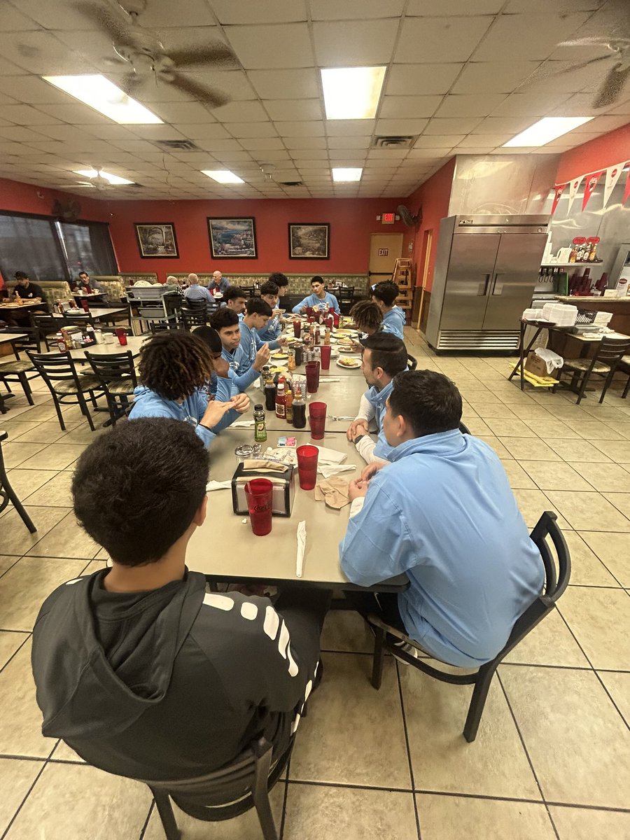 Runnin'Texans tweet media