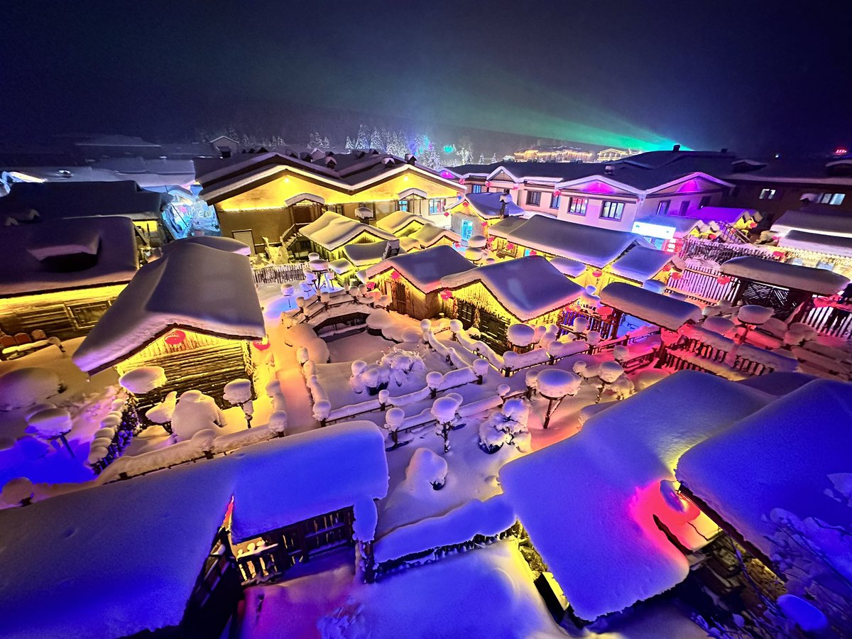 E29AVG's tweet photo. Chaina Snow Town https://t.co/8ZhY3SWUMz