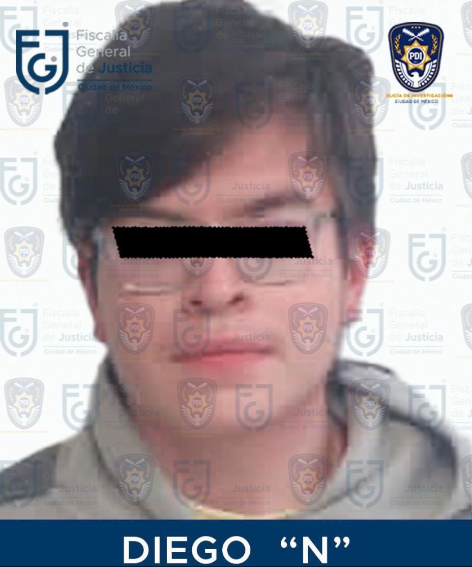 brujasdelmar's tweet photo. Diego creaba con Inteligencia Artificial imágenes y videos pornográficos de muchas compañeras con las que estudiaba en el IPN con el fin de distribuirlos y venderlos a otros hombres. En su iPad se encontraron más de 166,000 imágenes y más de 20,000 videos de carácter sexual reales y alteradas donde al menos el 40% eran de jóvenes estudiantes del Politécnico, de entre 17 y 25 años, que terminaban en manos de una organización de compra y venta en la plataforma Telegram.

El 6 de octubre de 2023, las compañeras del IPN se unieron en denuncia, acompañadas por @OlimpiaCMujer en el proceso. Solo dos de ocho mujeres afectadas han podido llevar la investigación de su caso hasta tribunales. Una tercera víctima comenzará su audiencia inicial contra Diego este lunes 9 de diciembre. Las otras cinco carpetas aún permanecen para su revisión en el Ministerio Público.

Ayer, lo que pudo ser una sentencia sin precedentes por violencia sexual digital con uso de IA, se convirtió en una deuda más para las mujeres: El juez Francisco Salazar Silva absolvió a Diego, argumentando que “no encontró suficientes elementos para comprobar su culpabilidad”. Esto no sólo nuevamente evidencia la podredumbre del acceso a la justicia en México, sino también la nula preparación y experiencia que las fiscalías tienen cuando se trata de investigar y armar las carpetas sobre delitos digitales. Esto último es especialmente preocupante dado que desde la pandemia, estos delitos han ido al alza y se van sofisticando sin que las autoridades estén a la par de los avances tecnológicos para fines ilícitos.

Pero aquí no termina, Olimpia Coral Melo anunció anoche que ella, las víctimas y sus representantes legales apelarán la absolución y no soltarán el caso hasta lograr la sentencia histórica que al momento el Estado le debe a las mujeres, todas.

#LoVirtualEsReal