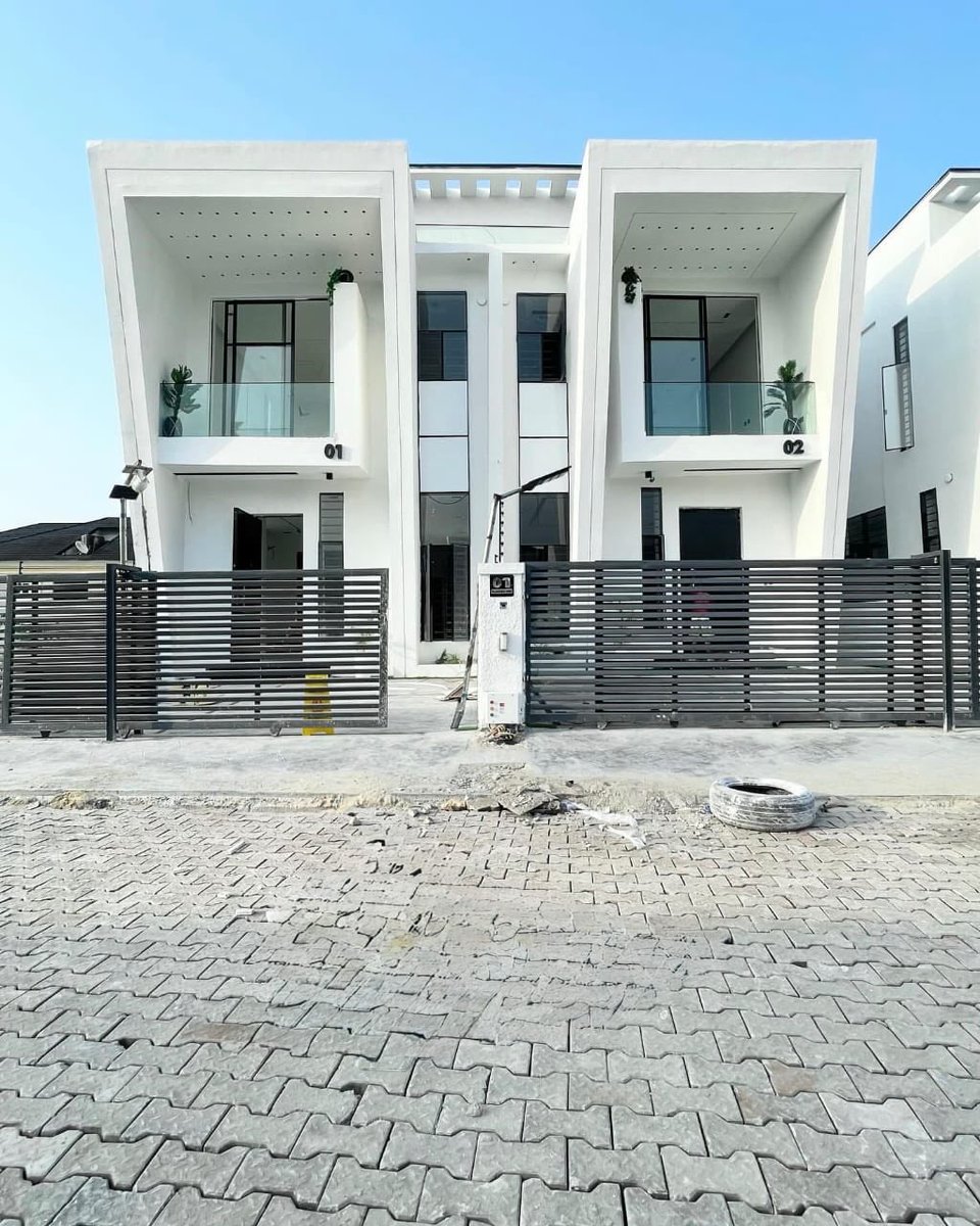 joycelachukwuji's tweet photo. #For Sale
#Ikota Lekki
4 BEDROOM SEMI-DETACHED DUPLEX WITH BQ
- Family Lounge
- Fully Fitted Kitchen
- Fully Fitted Kitchen
- Integrated Audio System
- Gorgeous Lightings
- Microwave
- Water Heater
- Beautifully Crafted Fitted Wardrobes
- All Rooms En-Suite etc
+2348064640189 https://t.co/OxaqcW75qj