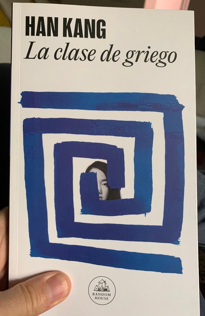 "Si la nieve es el silencio que cae del cielo, tal vez la lluvia sean frases precipitándose interminables." - Han Kang, 'La clase de griego'