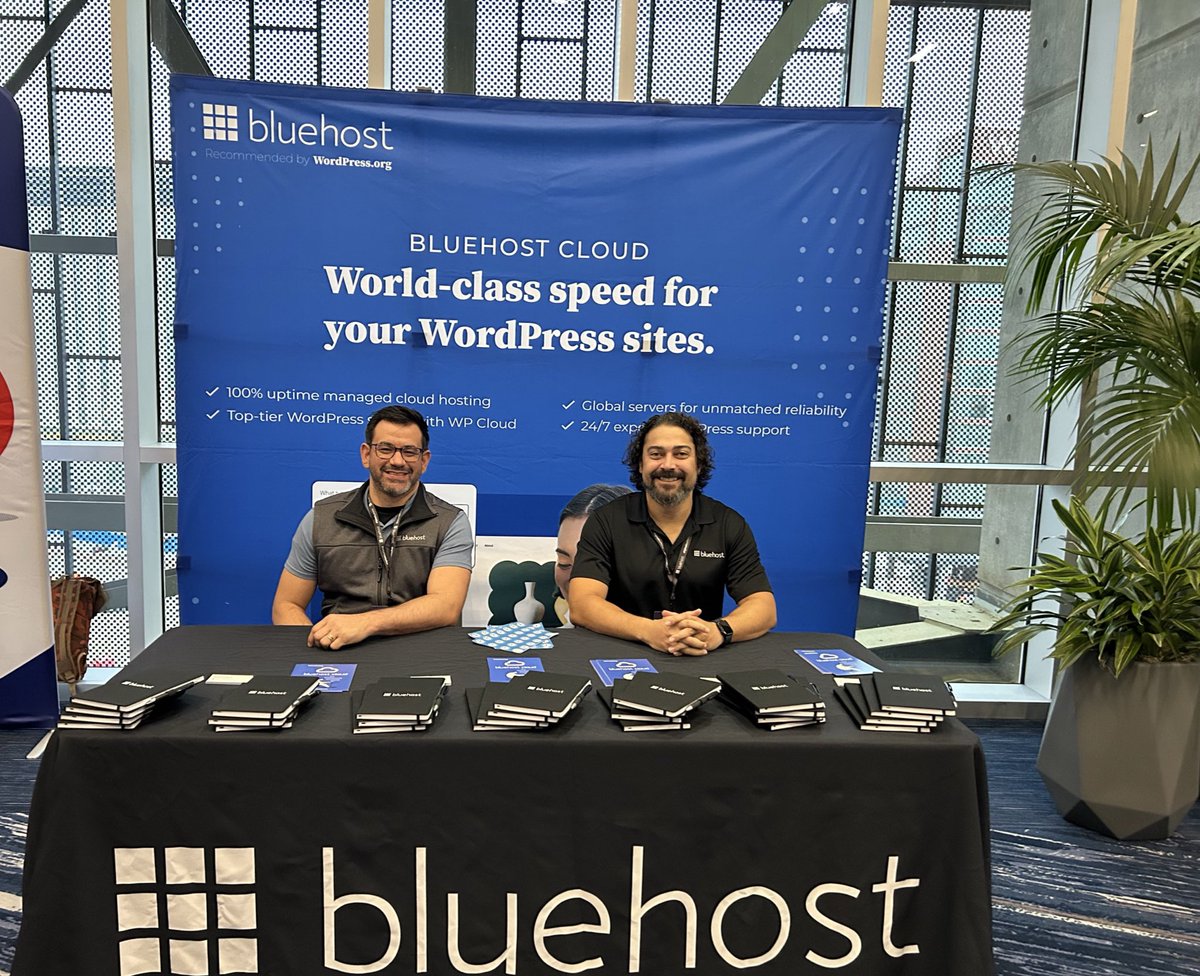 bluehost's tweet photo. Day 2 is in full swing at the #DigitalSummit in Dallas! ✌️
 
Stop by our booth to learn about #BluehostCloud, which gives world-class website speed.
 
Also discover the #BluehostAgencyProgram, designed to empower digital agencies with tools, hosting benefits, and client management solutions to scale their business. 🎯
 
Don’t leave without grabbing some exclusive branded swag!
 
@DigitalSummits