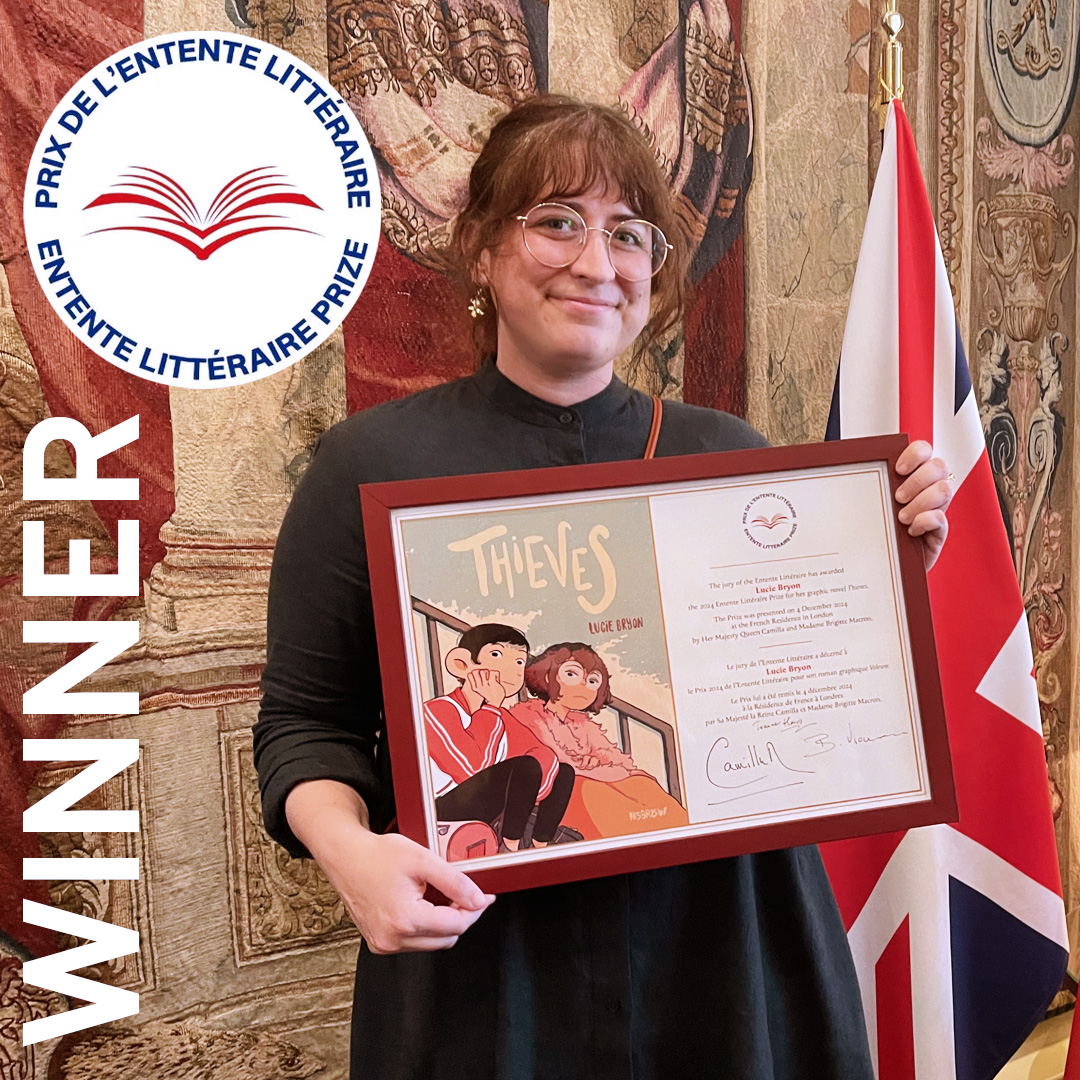 🏆️ Congratulations to Lucie Bryon, winner of the #EntenteLittérairePrize for her graphic novel, Thieves!

The Entente Littéraire Prize is a UK-France prize for YA literature by @RSliterature. Prizes were awarded at the French Residence by HM The Queen and Mme Brigitte Macron.
