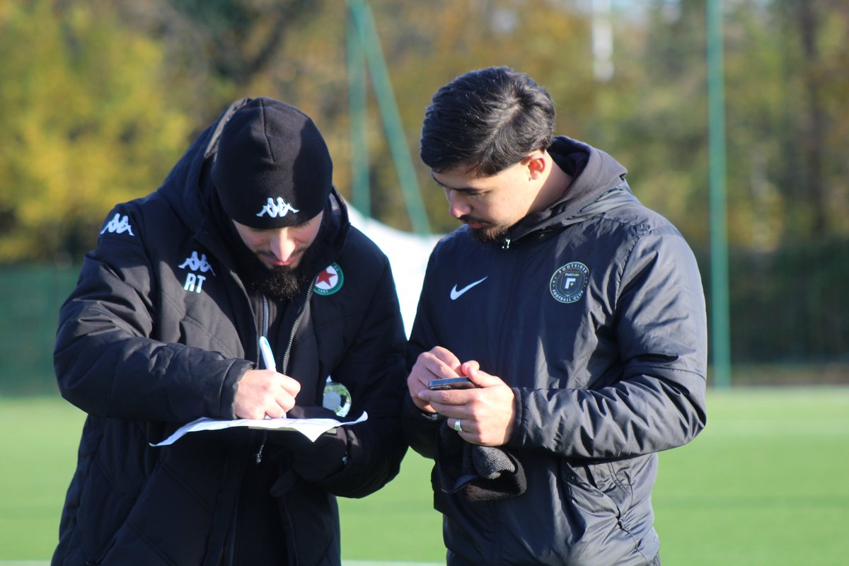 Footsider tweet media