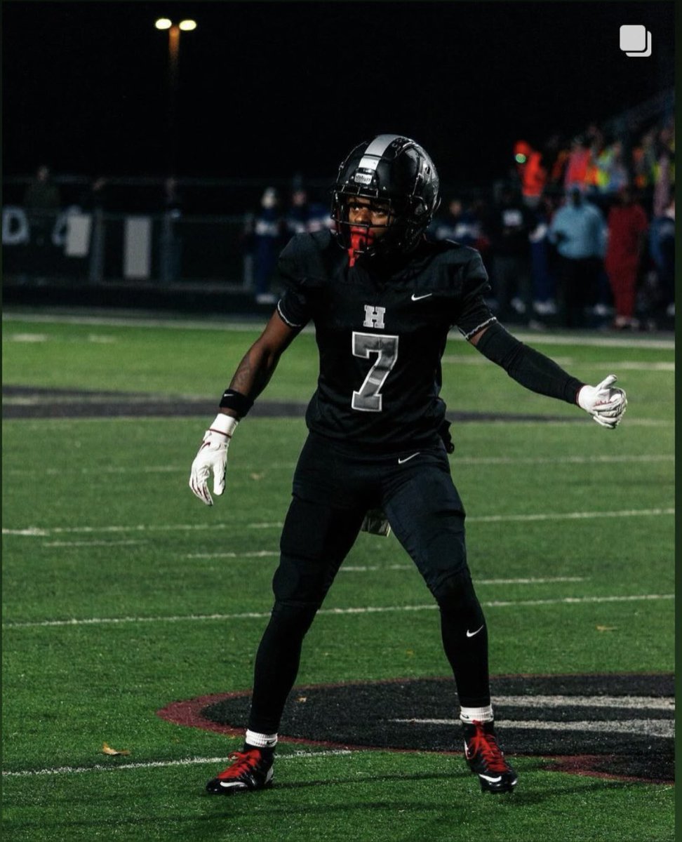 ⭐️⭐️⭐️Derrick “DJ” Miller Jr. (@sherrellbennet7) on Twitter photo Blessed to see another year Happy 18 Birthday to me. Lets go get this gold ball Mustangs 🏆 <a href="/DjayyMiller1/">Derrick Miller</a> Blessed to see another year Happy 18 Birthday to me. Lets go get this gold ball Mustangs 🏆 <a href="/DjayyMiller1/">Derrick Miller</a>
