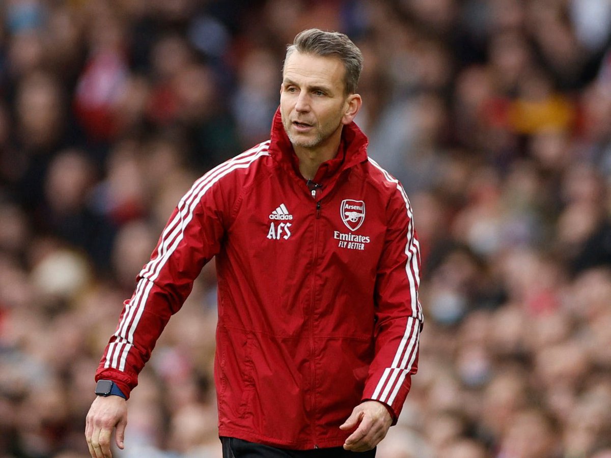 EduardoHagn's tweet photo. 🚨 BREAKING from @FabrizioRomano:

Albert Stuivenberg has agreed to sign new deal at Arsenal until June 2027. 🤝

Deal in place and set to be formally sealed soon. ✨ https://t.co/M2kWjfnMoF