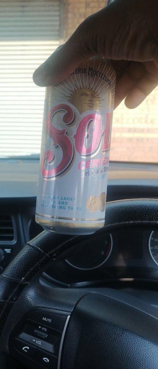 MarogaMB's tweet photo. @SolBeerSA...

 A *Sol*tude Sol moment after a long day... https://t.co/5btC2yD8dN