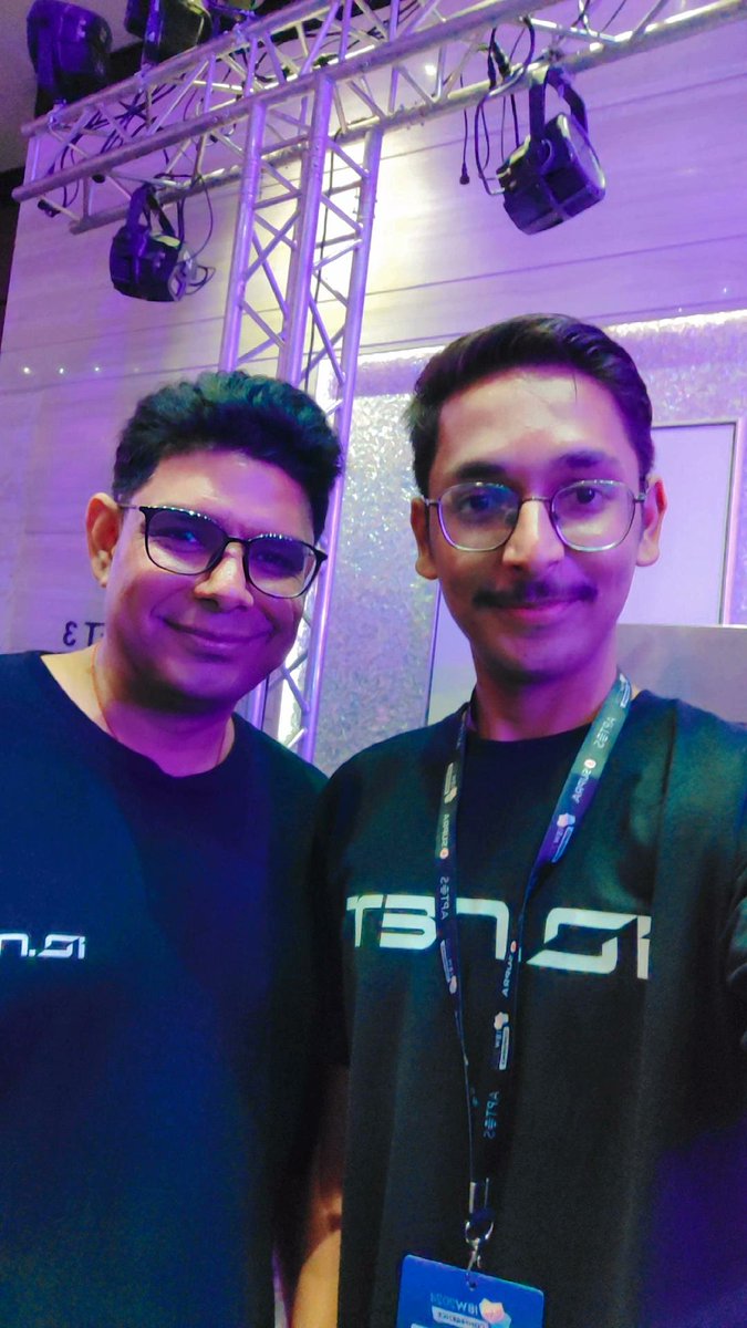 devisopw's tweet image. Truly a pleasure meeting the CTO of @ionet @Gaurav_ionet
What a person he is 🙌,very inspiring❤️
Excited about the future of decentralized computing and AI innovation under your leadership. Looking forward to what’s next and also looking forward to the future events.🚀
#IBW2024