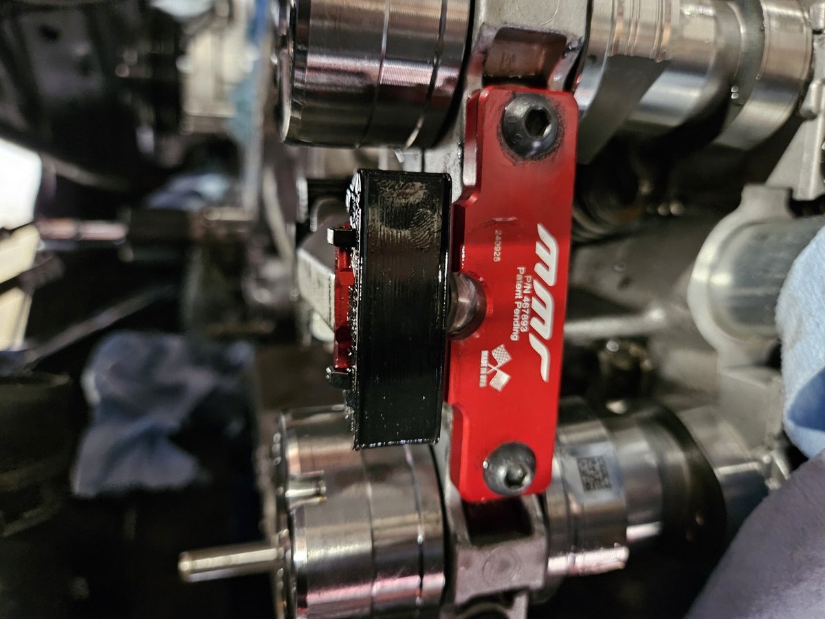 theonlymisato's tweet photo. I never updated this all year, but added race car parts. Then drove the truck 1700 miles and it was flawless 🫡 Now to fix the rust hole i found. https://t.co/VUQEN5wFCc