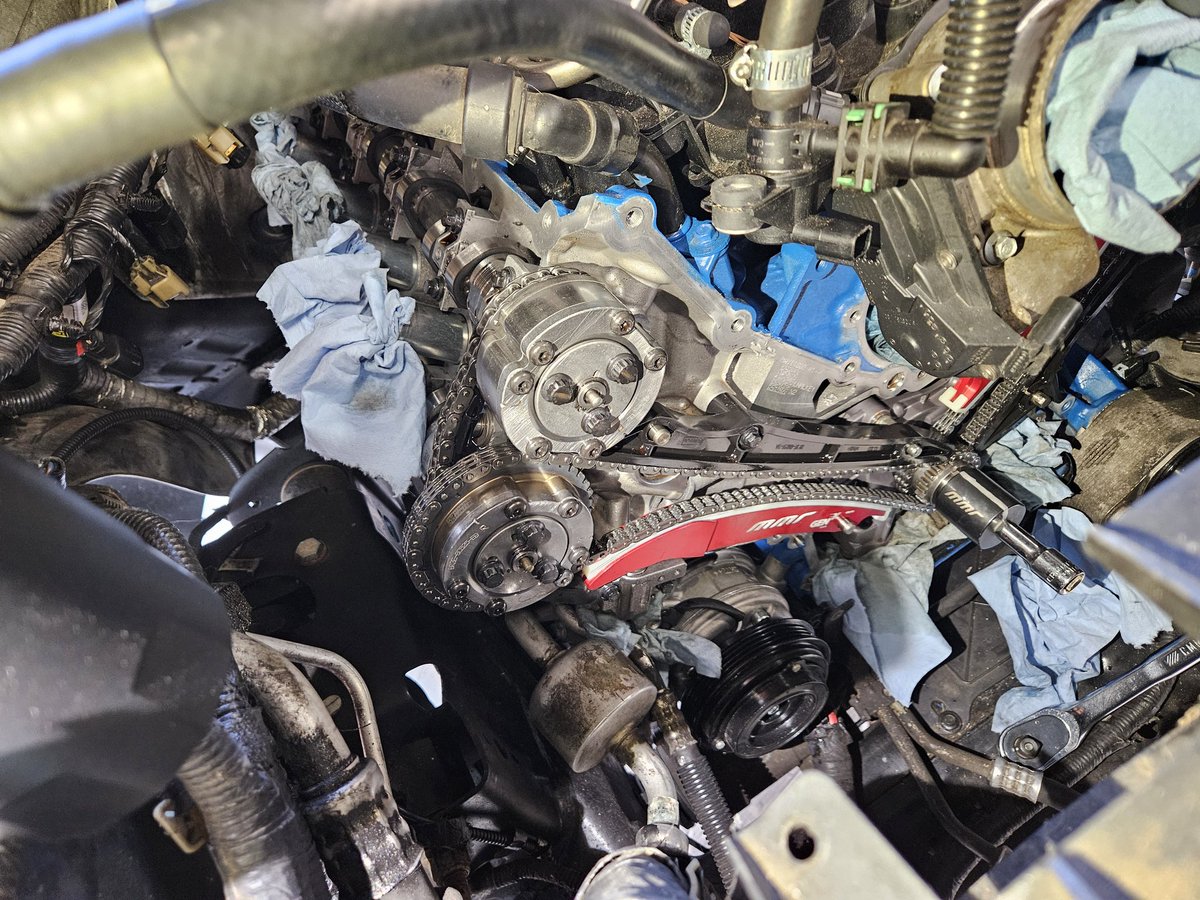 theonlymisato's tweet photo. I never updated this all year, but added race car parts. Then drove the truck 1700 miles and it was flawless 🫡 Now to fix the rust hole i found. https://t.co/VUQEN5wFCc