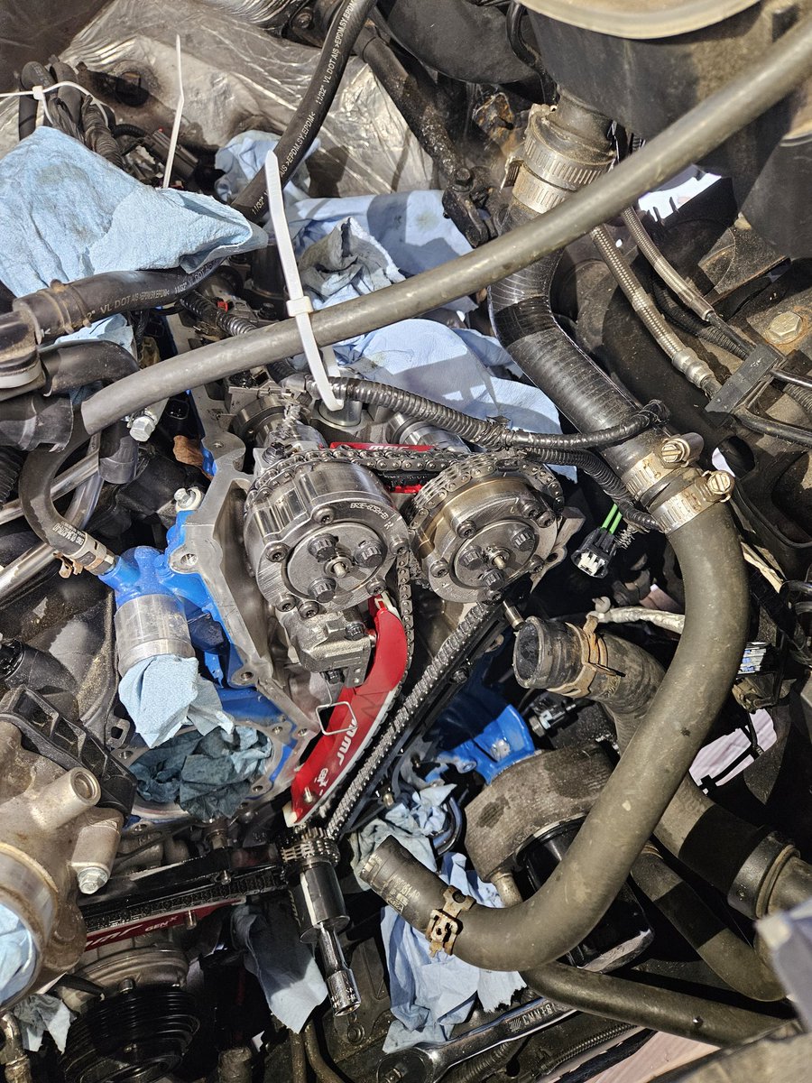 theonlymisato's tweet photo. I never updated this all year, but added race car parts. Then drove the truck 1700 miles and it was flawless 🫡 Now to fix the rust hole i found. https://t.co/VUQEN5wFCc