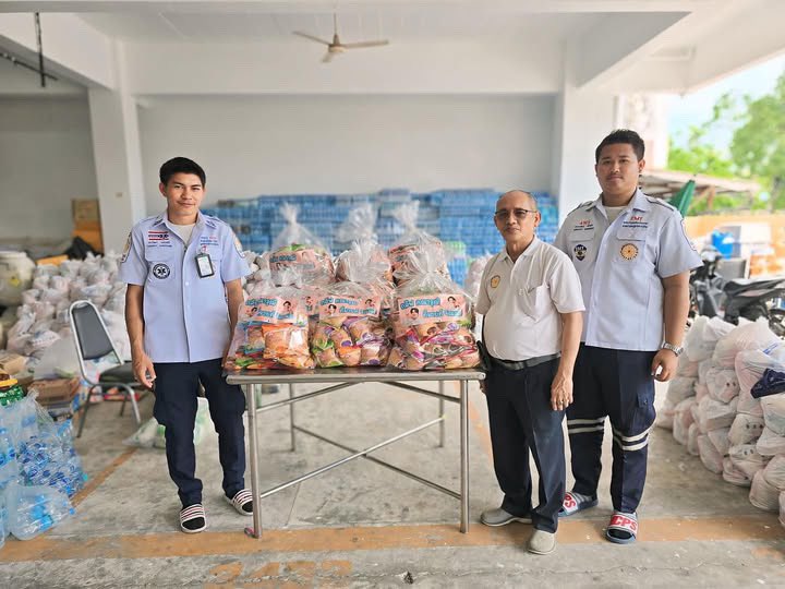 mildjinna tweet media