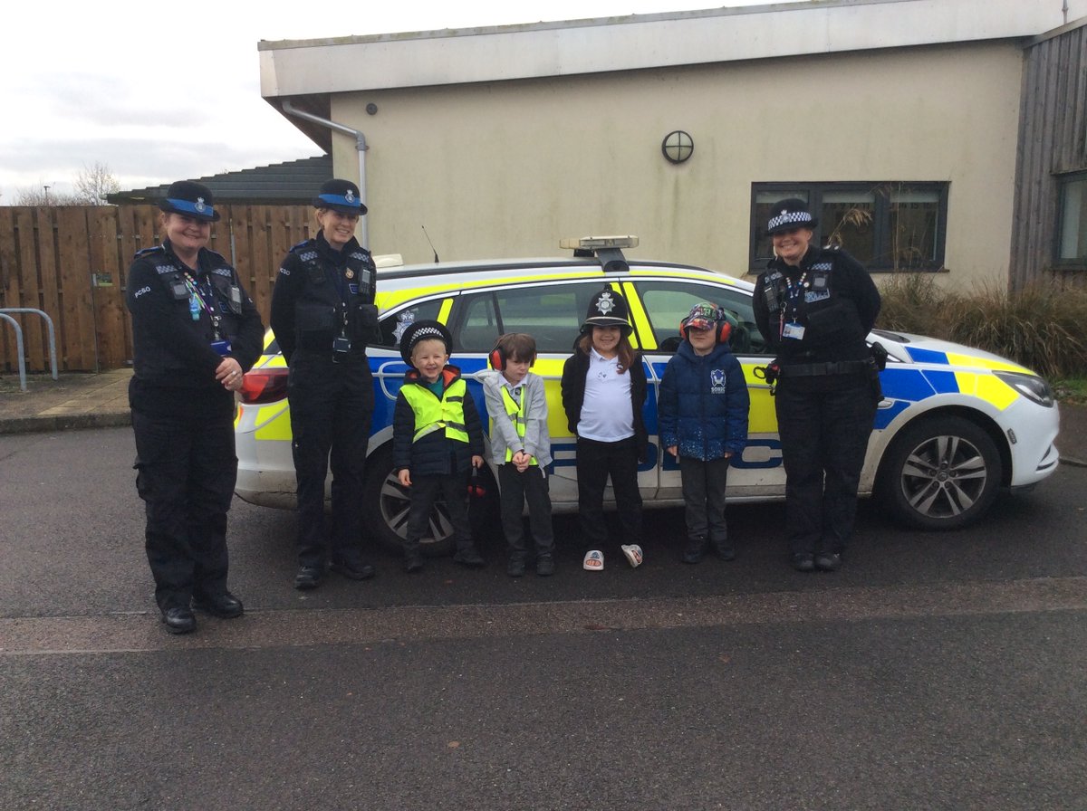 RaedwaldT's tweet photo. First Base Bury had some exciting visitors when the police came to school! The children had the opportunity to dress up in real uniform, they had their fingerprints taken and sat in the driver’s seat of the police vehicle! #police https://t.co/4bRZwQJPdS