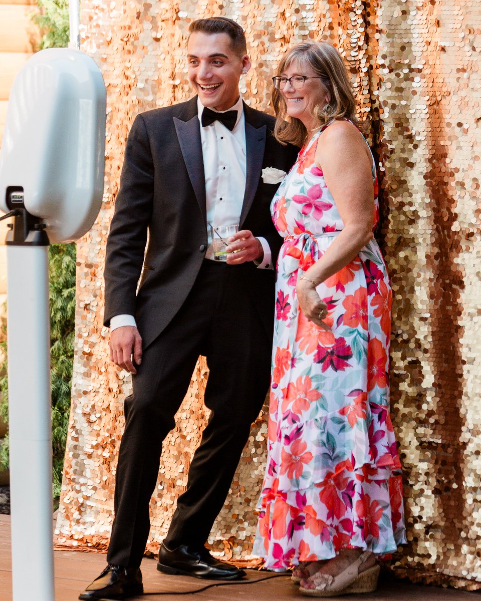 Mint DJ & Event Group (@mintdjevents) on Twitter photo Some of our add-ons are all about the pretty, but our photo booth is all about the fun.
-
πΈ <a href="/janascottphoto/">Jana Scott Photography</a> Some of our add-ons are all about the pretty, but our photo booth is all about the fun.
-
πΈ <a href="/janascottphoto/">Jana Scott Photography</a>