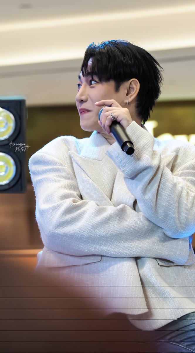 BreezerNotes's tweet photo. ภูมิใจที่มีเธอในชีวิตเสมอมาและตลอดไป 💙🦋🫰🏻

PECK x NIGHT BIRD ALBUM   
@peckpalit
#เป๊กผลิตโชค
#PeckPalitchoke  
#ผลิตมาเพื่อนุชFanSignEvent
#palitgallery #BreezerNotes https://t.co/Ok6VzSnefe