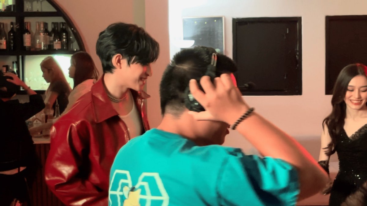 BarcodeTin's tweet photo. I’m uploading the behind-the-scenes of “เขยิบเข้ามา” on YouTube at 11 PM tonight (GMT+7)! You’ll get to see the fun and happy moments we had while creating this. Don’t miss it🙏🏻 go check it out! https://t.co/iHL2hhOATV