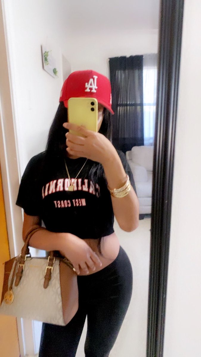 thatsshi_'s tweet photo. pretty than a mfer 😘 https://t.co/mbjN6mtpmu