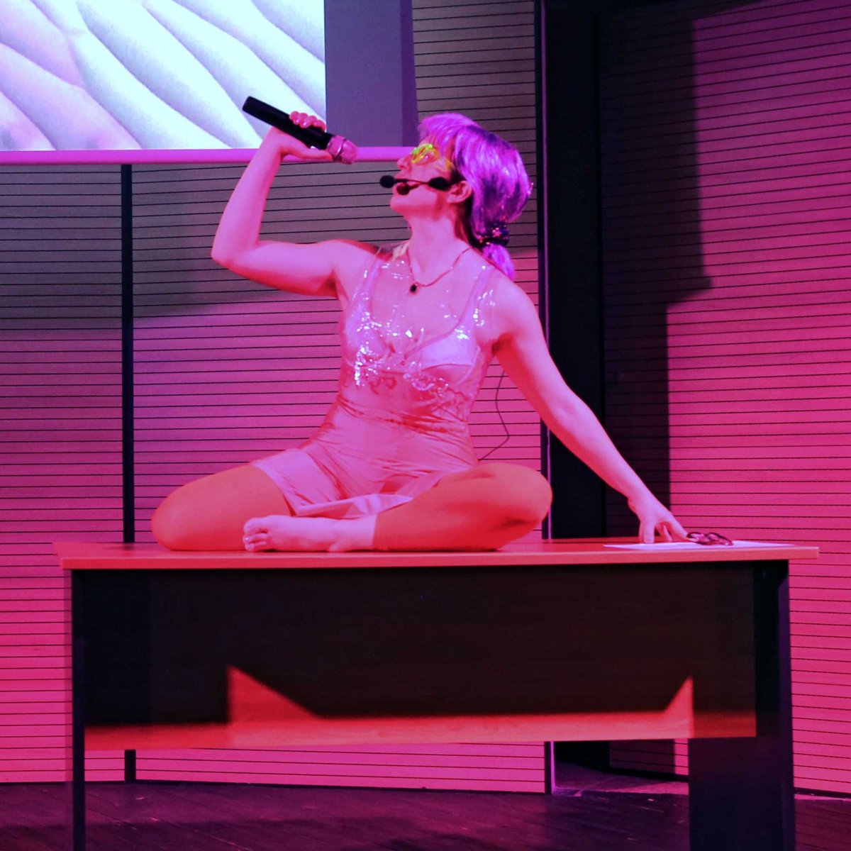 TdCAvverse's tweet photo. La Residenza Multidisciplinare della Bassa Sabina ospita Lucia Di Pietro regista, coreografa e performance artist. Lucia lavora al suo Porhgetto CALL ME dal 7 al 21 dicembre a Poggio Mirteto. Restituzione finale  il 20 dicembre 20:30 al teatro Comunale di Salisano (RI). https://t.co/3qdwnStwS1