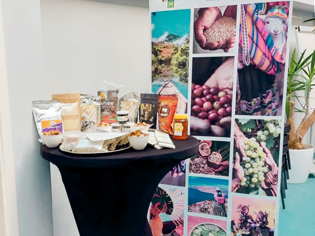 #BoliviaEnBélgica

Nota de Prensa | Productos bolivianos bioecológicos y orgánicos destacan en Bruselas
🔗 cancilleria.gob.bo/mre/2024/12/05…

#DiplomaciaDeLosPueblos
#PorLaVida
#UnidosRumboAlBicentenario