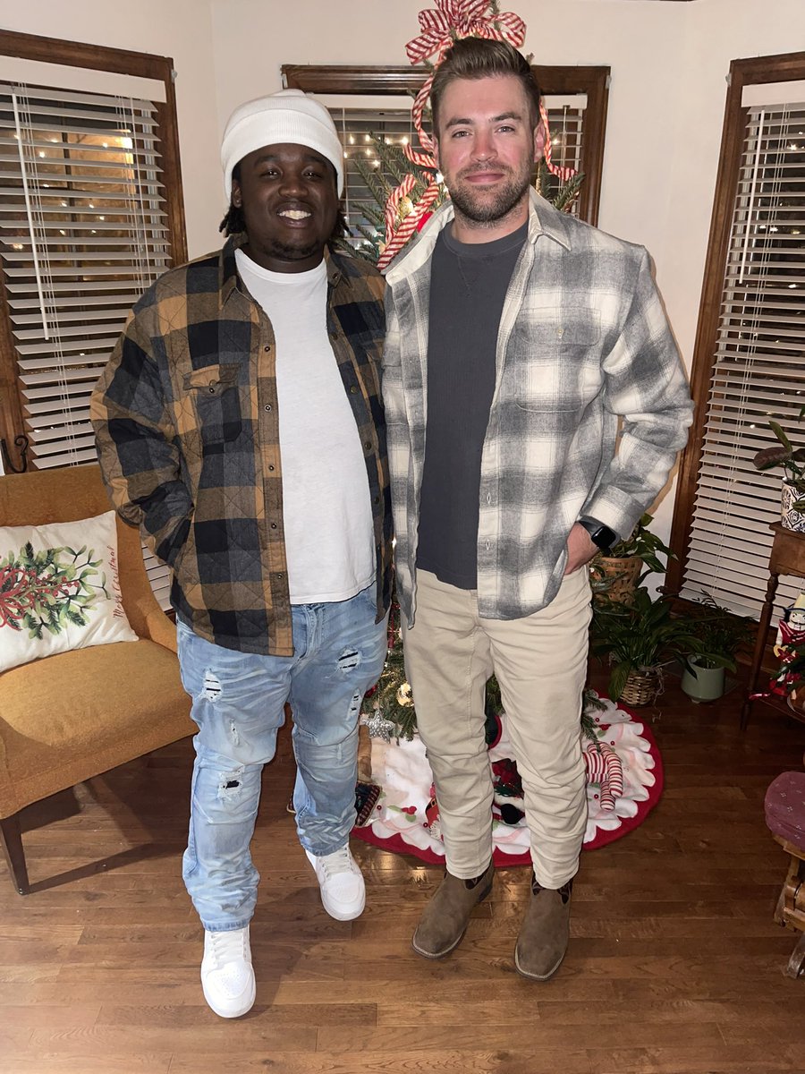 Malikpreds's tweet photo. He’s been my best friend for almost 9 years!!! I really cherish this brotherhood man frfr!! Been thru a lot together but we holding on strong!! https://t.co/Q6DzAOod1q