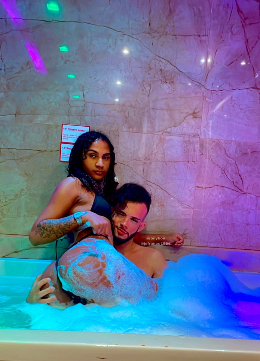 Jsfranco1994's tweet photo. Fodi o cuzinho da @Gabizinhasfde e fiz ela sofrer na pika 🔥

Vídeo completo no link da bio! https://t.co/YnIeI80Vln