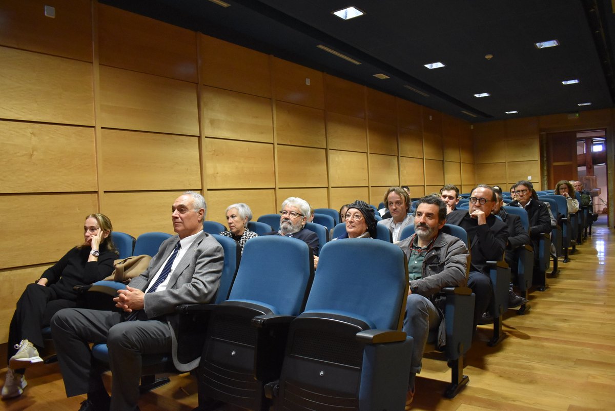 Fundación Juana de Vega tweet media