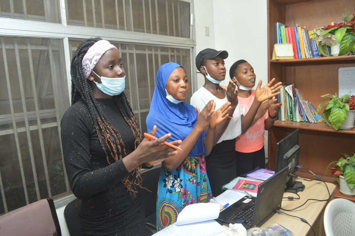 techbasengr's tweet image. Like an apprentice who turned discarded glass into a masterpiece, every STEM girl can transform setbacks into brilliance. 💡 At Techbase Nigeria, we equip girls with the skills to innovate, thrive, and rise above challenges. 🚀
#STEMGirls #WomenInTech #TechbaseNigeria