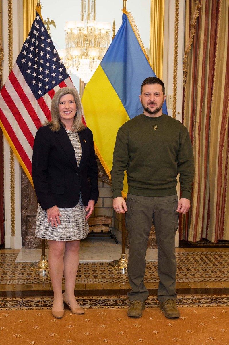 GuntherEagleman's tweet photo. If you wonder why @SenJoniErnst is unwilling to vote for @PeteHegseth; I present this photo.

She seems obsessed with continuing a hot war with Russia. 

I wonder how much she's gotten kickbacks from the CORRUPTION that has flowed in and out of Ukraine. https://t.co/MMXpQ8L0w1