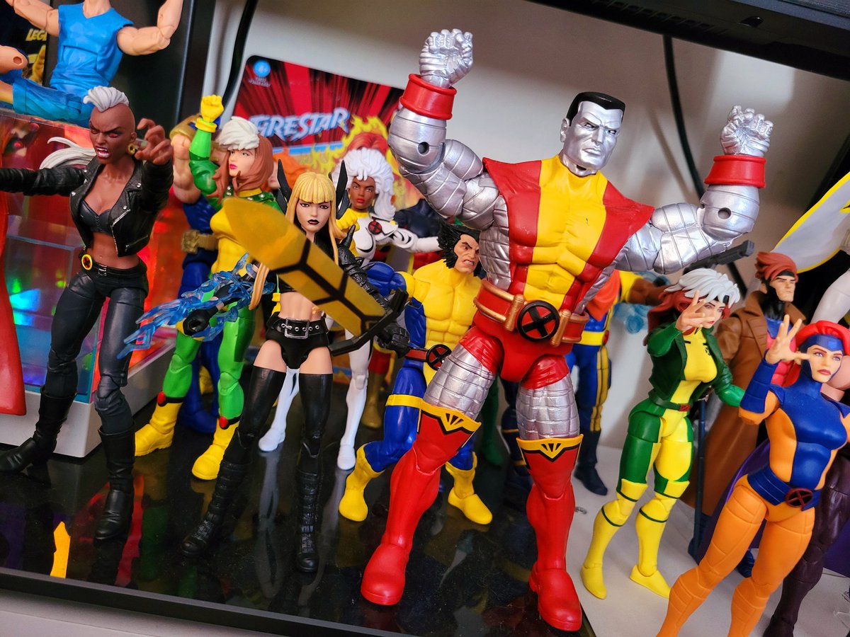 JAxe5613's tweet photo. Finally got the Marvel Legends Magik!! 💪⚔️🔥
"No, no. I have a better idea. Let's go to Limbo!"
@UKMarvelLegends @steppingdisks #xmen #XMen97 #Marvel #MarvelComics #comics #comic https://t.co/R0o2qPGtdY