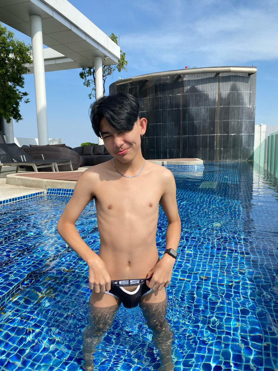 16แล้วคับโตเป็นหนุ่มเเล้ว💙💦