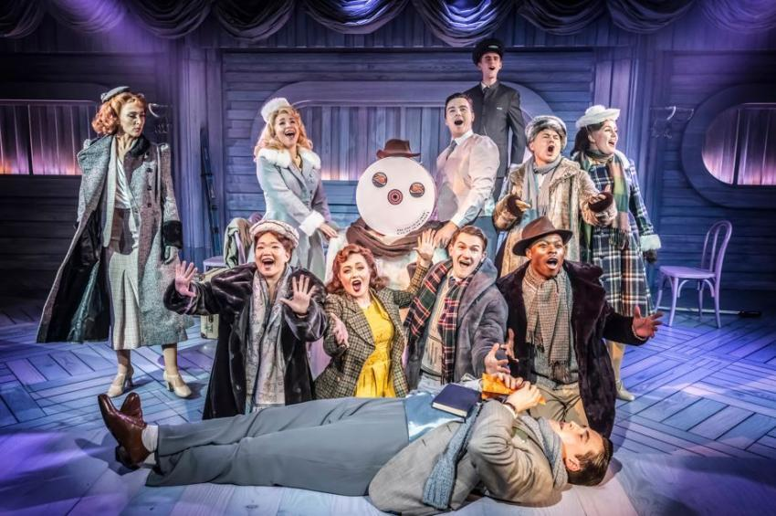 What's On Reading (@rdgwhatson) on Twitter photo Are you dreaming of a White Christmas?
Dream no more - the classic movie musical is the latest to take the leap from screen to stage as the seasonal show at <a href="/MillAtSonning/">The Mill at Sonning</a>. Dinner, theatre, iconic Irving Berlin songs and SNOW!
whatsonreading.com/venues/mill-so… Are you dreaming of a White Christmas?
Dream no more - the classic movie musical is the latest to take the leap from screen to stage as the seasonal show at <a href="/MillAtSonning/">The Mill at Sonning</a>. Dinner, theatre, iconic Irving Berlin songs and SNOW!
whatsonreading.com/venues/mill-so…