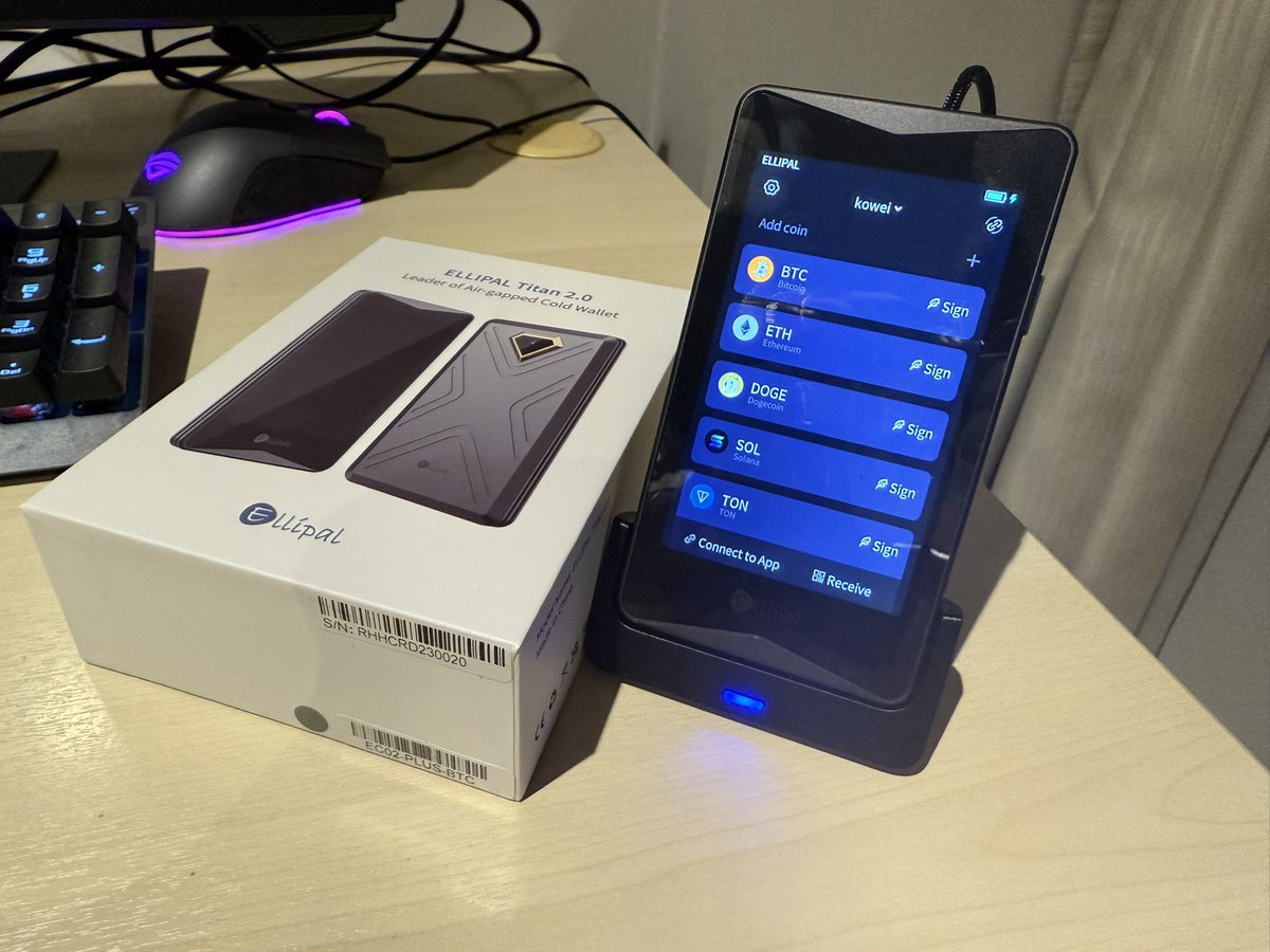 今年有緣認識@Ceciliasss111 ，讓我能夠有機會體驗頂級冷錢包@ellipalwallet  Titan2.0（項目七年以來主要客群在歐美，在亞洲我真的沒有接觸過） Airgap  且開源軟體的設計重視安全加上會拆機自毀；重量輕巧充電器設計提升使用者體驗．大加分是可以放五組註記詞（支援 ...