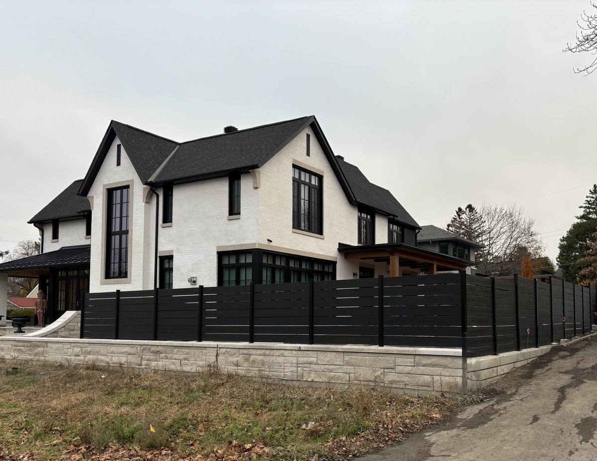 RNDConstruction's tweet photo. Faircrest Manor: The hardscaping for this stunning home was complete 🏡✨—just in time before the snowfall!

#FaircrestManor #Hardscaping #Landscaping #NetZero #GreenBuilder #SustainableHomes #OttawaHomes #EcoFriendlyDesign #sustainabilitywithstyle #NetZero #architecture https://t.co/e5ouNSS5Rg