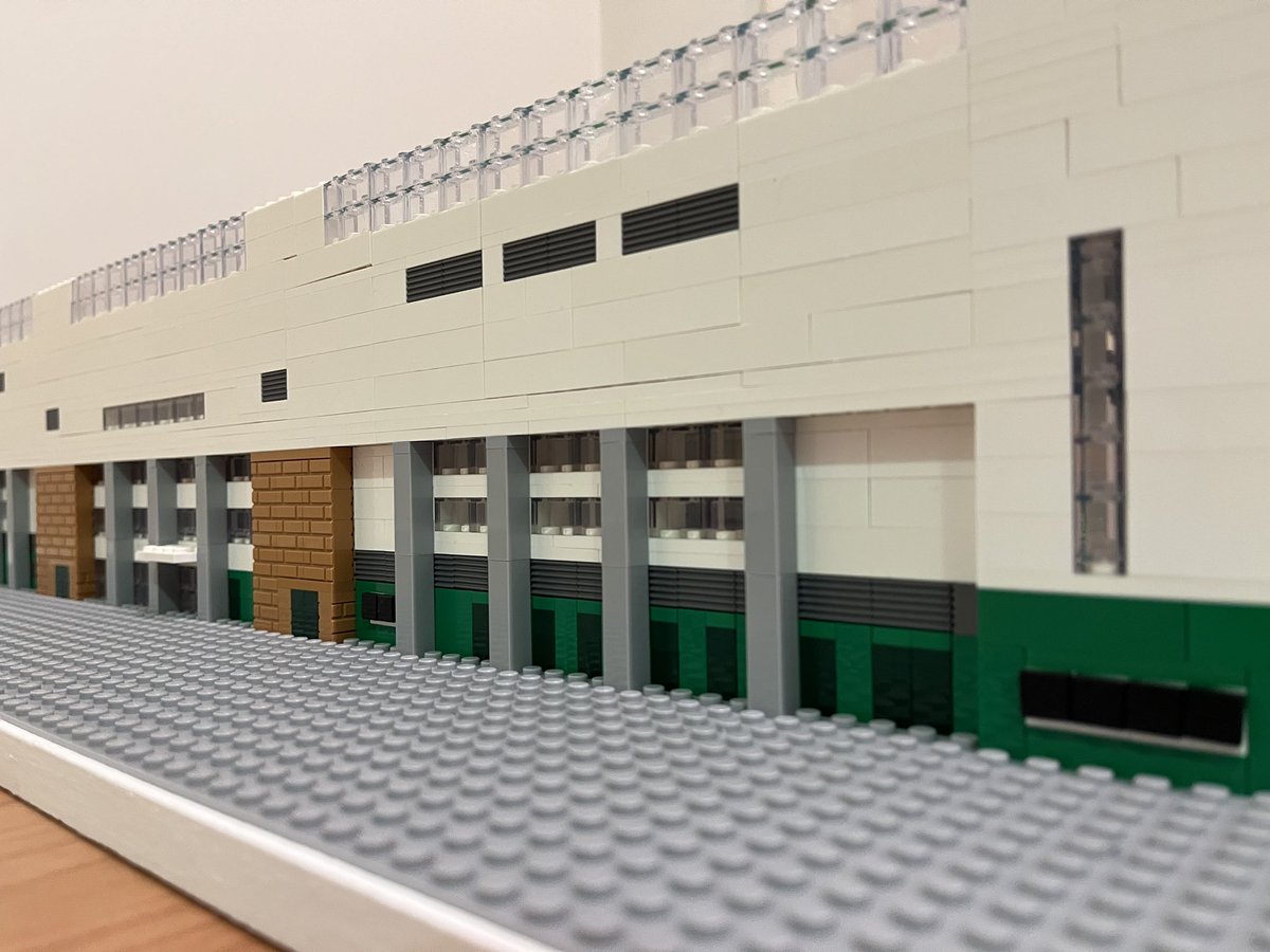 Looking cool 😎 

<a href="/HibernianFC/">Hibernian Football Club</a> in #Lego 🏗️🏟️

Back of the West Stand ✅

(Stickers coming for the lettering and club badges) 💚

In association with <a href="/BrickBorrow/">Brick Borrow</a> 🤝

#Hibs #GGTTH