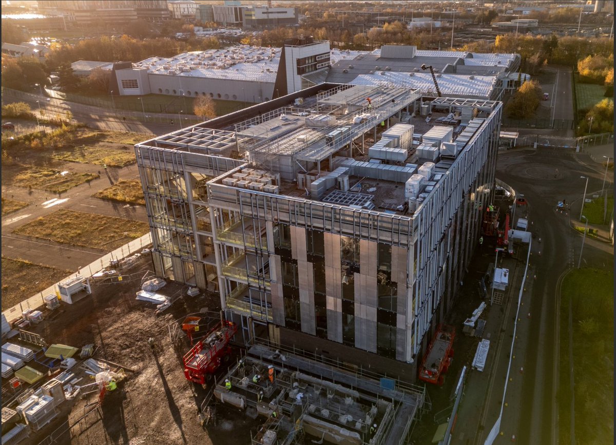 We’re thrilled to see the Health Innovation Hub (HiH), delivered in collaboration with <a href="/KadansScience/">Kadans Science Partner</a>, starting to take shape!

HiH will offer 87,000 ft² of cutting-edge, flexible lab and office space for #LifeScience and #Health businesses.

Learn more at kadans.co.uk/portfolio-item…