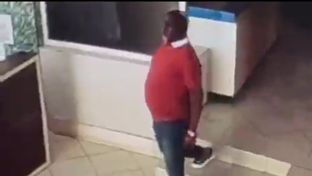Wewe AFANDE JOSE KIBAKA ulieamua kuzeeka na UJINGA kama PARACHICHI.

Unatumikishwa na Mafwele kama mtoto wakike kaona Danga jipya.

Unashindwa kuwa na misimamo ya kusimamia HAKI unaamua kuwa KIBAKA mtekaji.

AFANDE JOSE umefuga kitambi cha kande Unashindwa hata kukimbia.

Hapo