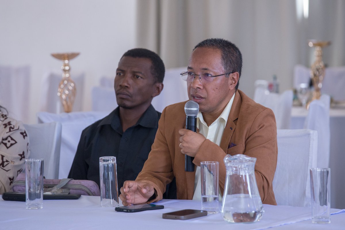 WCS_Mada's tweet image. π Fin de la consultation pour une politique de gestion durable de la faune Γ Madagascar. Ensemble, co-construisons une politique nationale adaptΓ©e et consensuelle pour conserver notre faune sauvage. @FAOMadagascar @Cirad @CIFOR_ICRAF @EU_Commission @PressACP
π