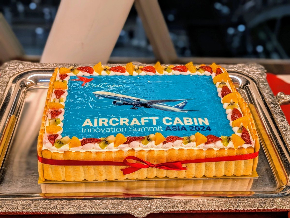 RedCabin_Events's tweet photo. To wrap up the final day, we had an exclusive tour of the ANA Blue Base! Delegates saw the airline's rigorous approach to safety and how it is ingrained within the culture of the business.
Thank you all for joining us and we'll see you next year ✈️
#RedCabinLIVE #ANABlueBase https://t.co/jFTYSpfOGt