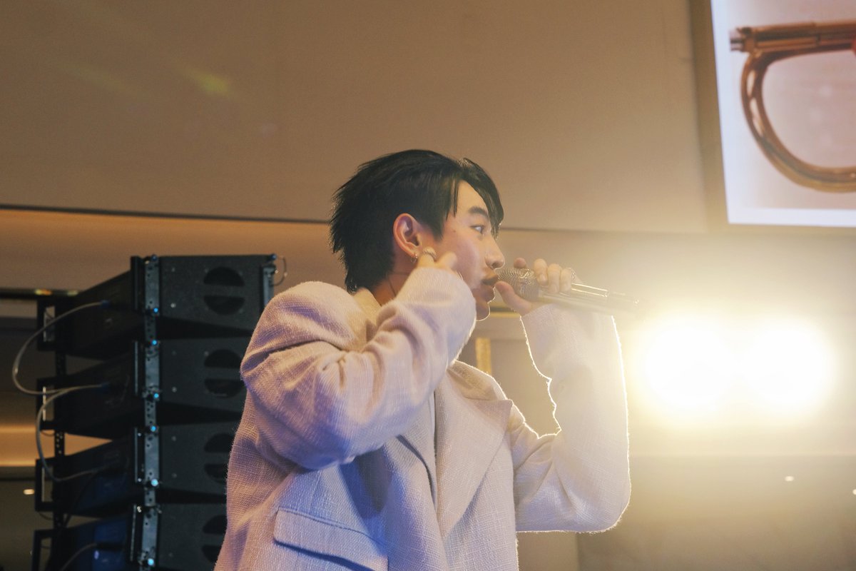 PeckPalitOfficial tweet media