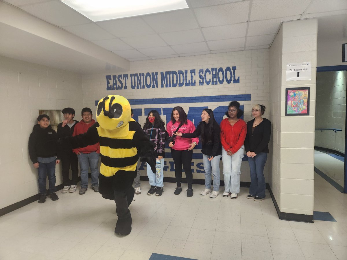 BashawnHarris's tweet image. I had the pleasure of attending our Wayfind Announcements @EastUnionMSNC @PorterRidgeMSNC and @SunValleyMSNC ! Students selected will receive a scholarship covering all tuition cost at @WingateUniv !!! Congratulations Wayfind Scholars!!! @AGHoulihan @UCPSNC #TeamUCP