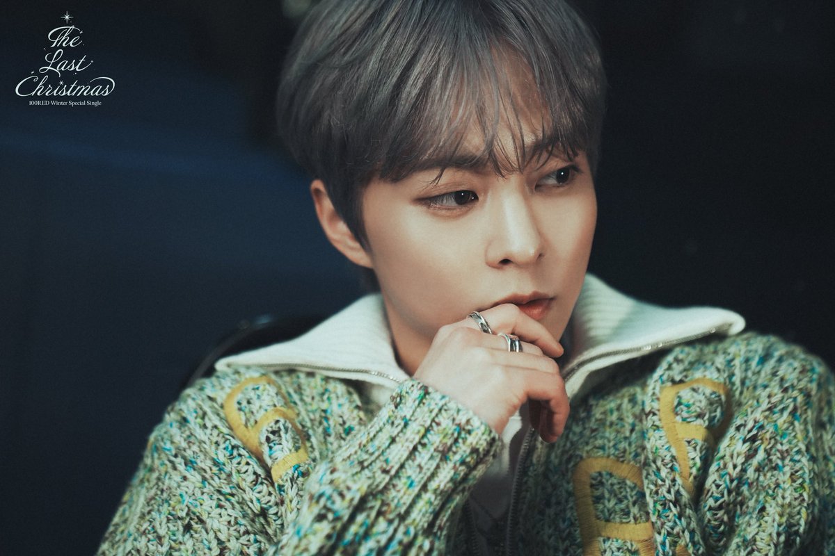 DidXiumin's tweet photo. He didn’t, but there's nothing to be sad about because the 100RED Winter Special Single with Xiumin is coming…

#The_Last_Christmas
#OneHundredLabel #100RED
#XIUMIN #시우민 #シウミン https://t.co/NcUj8mShyI