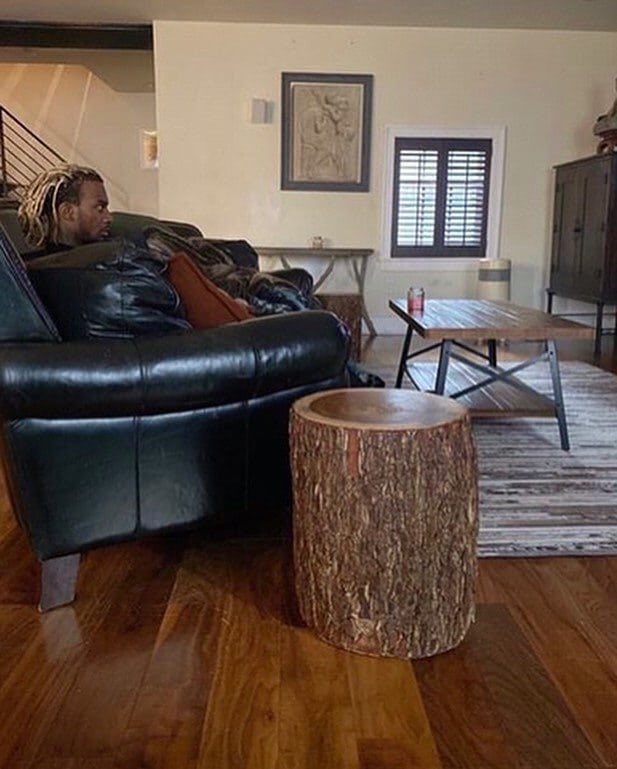 crodiegh's tweet photo. mysterious family oriented rapper Playboi Carti caught watching tv https://t.co/BOcTMfP6CD
