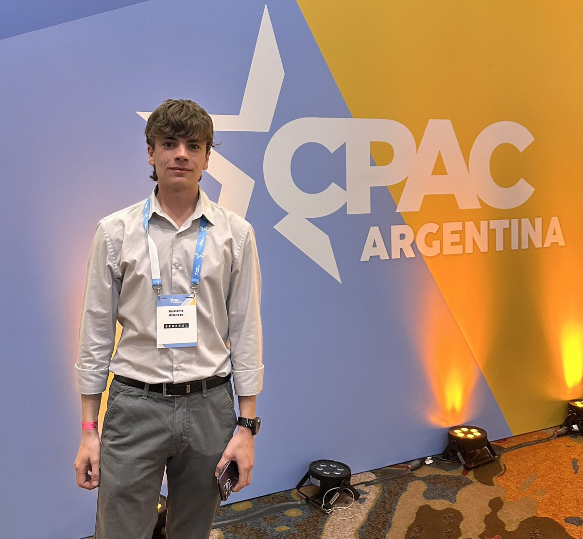 rossiagustin_'s tweet photo. Ayer estuve acompañando en la @CPACArg . Es muy importante que nos preparemos e involucremos para llevar la #BatallaCultural a cada rincón de nuestro país. 
Cada lugar que no ocupemos nosotros, es un lugar cedido a los zurdos. 
A no aflojar VIVA LA LIBERTAD CARAJO 🇦🇷 https://t.co/55UsvKYySp
