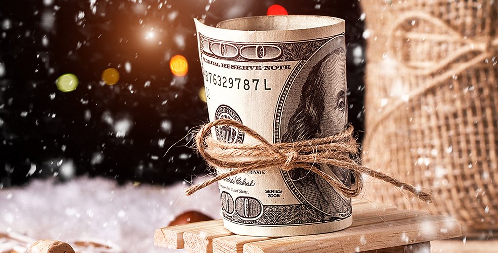 michedcu's tweet photo. 🎄✨ Need a little extra to make the holidays bright? MECU’s Holiday Helper Loan is here to help! ��� Enjoy competitive rates, flexible terms, and quick approvals—perfect for gifts, travel, or holiday surprises. https://t.co/4whsyLmntD. https://t.co/efNFfdkTc1