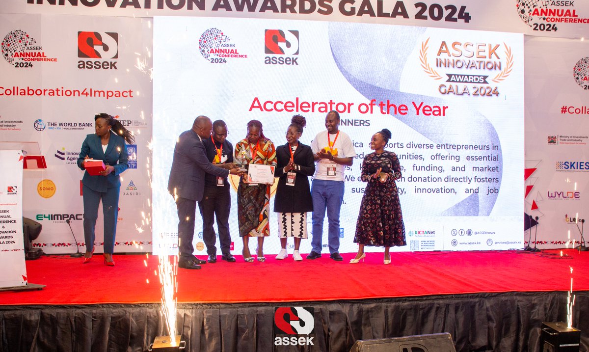 ASSEKnews's tweet photo. Congratulations to @somo_org , the winner of the Accelerator of the Year award, and @Jasiri4Africa , for being the first runner-up! This recognition celebrates accelerators that have made an impact by empowering startups, driving innovation, &amp; bridging the gap to market success. https://t.co/tMKhNsOqvI