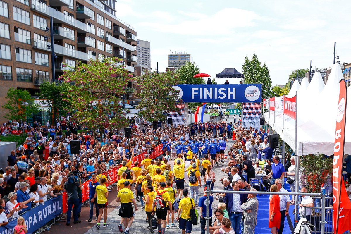 Stg_Roparun's tweet photo. EEN ANDERE, MAAR VERTROUWDE FINISHLOCATIE
Door werkzaamheden is het in 2025 niet mogelijk om te finishen op de Coolsingel. Deze editie wijken we uit naar de vertrouwde Binnenrotte, want eerder stond de finish ook op deze plek💙

Meer informatie via https://t.co/HfYwPNoM8S https://t.co/f49ZgREgdO