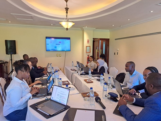 TEDIMocambique's tweet photo. On the 4th December TEDI supported a meeting of the Tax Policy Community of Practice (CoP) – a group of technical staff from the Ministry of Economy and Finance and the Revenue Authority focused on tax policy issues. The CoP carried out a review of the work during the year, and defined priorities for 2025. Also on the agenda was a discussion of the structure of LNG revenues and a training session and case study on calculating tax expenditures. 

---------------------------------------------------------

No dia 04 de dezembro, o TEDI apoiou uma reunião da Comunidade de Prática (CdP) de Política Tributária – um grupo de técnicos do Ministério da Economia e Finanças e da Autoridade Tributária focado em questões de política tributária. A CdP procedeu a uma revisão do trabalho durante o ano e definiu prioridades para 2025. Esteve também na agenda uma discussão sobre a estrutura das receitas de GNL e uma sessão de formação e estudo de caso sobre o cálculo dos benefícios fiscais.
@carolineennis @SwedeninMZ @UKinMozambique  @celbanze @FernandoCossioM