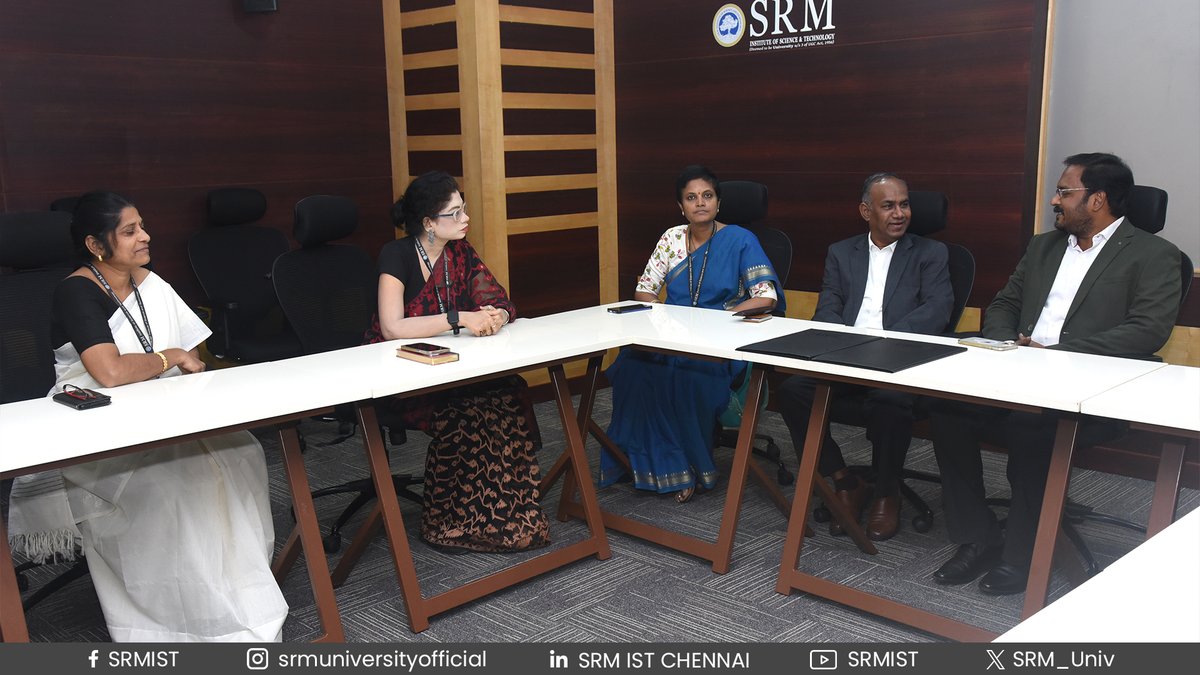 SRM_Univ's tweet photo. The SRM School of Law, #SRMIST, has signed a Memorandum of Understanding (MOU) with Cyber Intelligence Academy, (CIA) Chennai. 

@CIA  #SRMSOL #CyberIntelligenceAcademy #CIA #MoU #Collaboration #SRMlaw #lawschool #srm_pov #SRMuniversity #academics #education #SRMkattankulathur https://t.co/2zMoIUzXvD